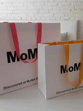 MoMA Paper Shopping/ Tote bags (2)